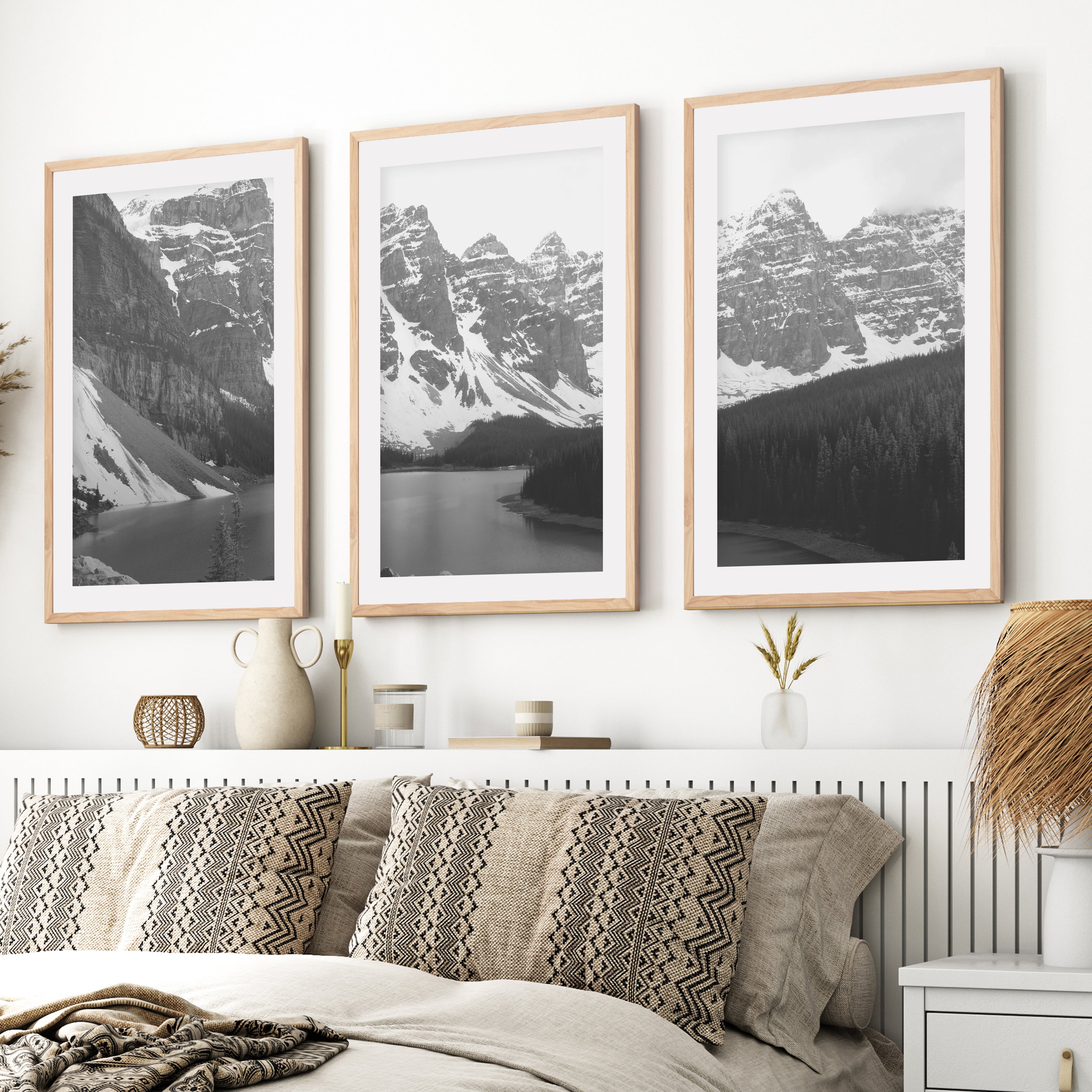Glacier National Park – US Black White Mountain Lake Prints- Natural Wood Framed Poster with White Border - Artworksets