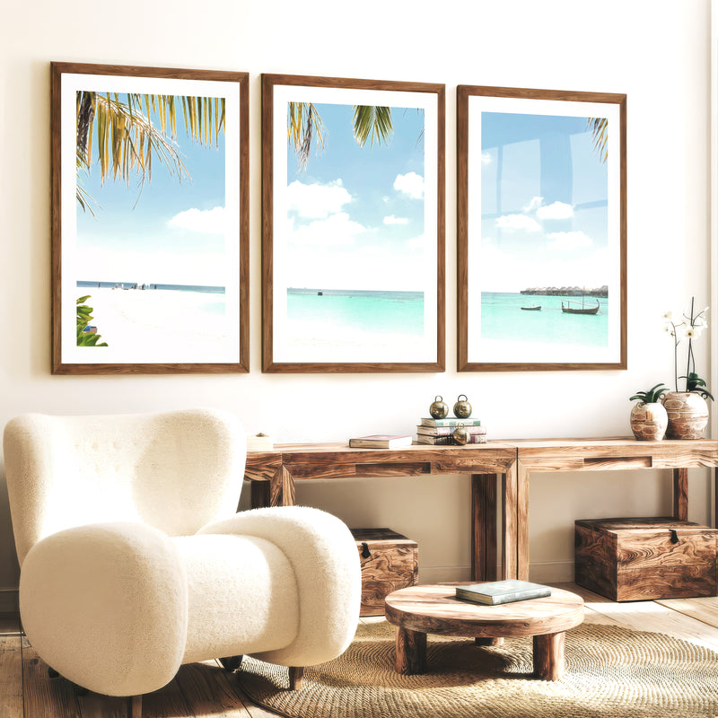 Palm Lagoon posters of the sea - Dark Brown Framed Poster with White Border - Artworksets