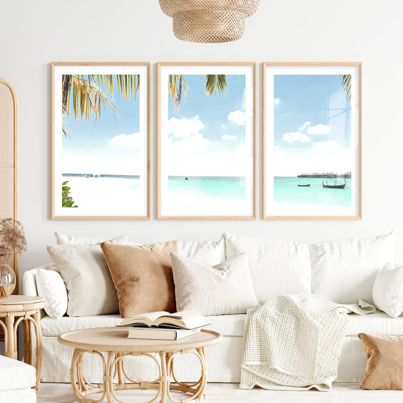 Palm Lagoon posters of the sea- Natural Wood Framed Poster with White Border - Artworksets