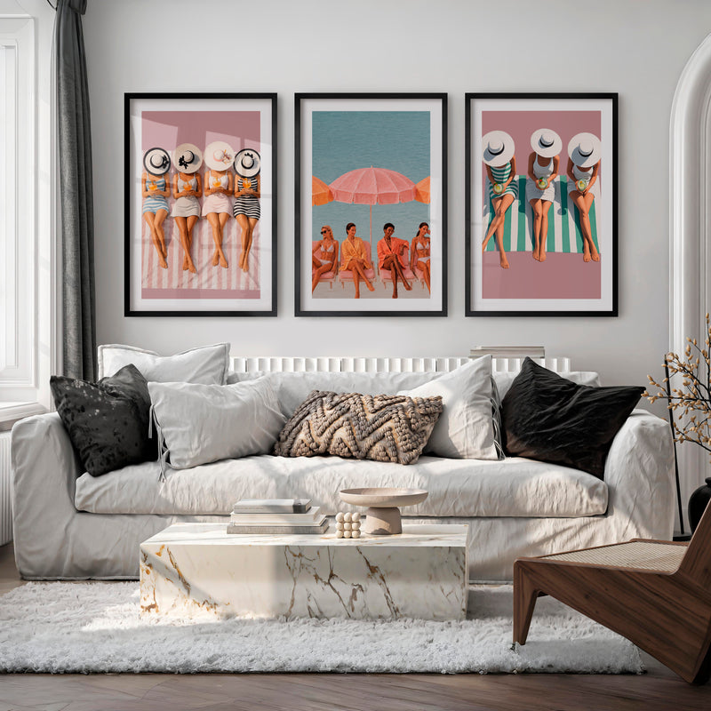 Beach Umbrella Retro Art Print Set - Black Framed Poster with White Border - Artworksets