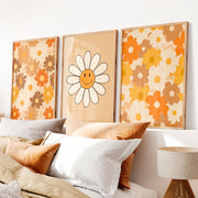 Retro Art Daisy Smile Wall Set - Natural Wood Framed Poster No Border - Artworksets