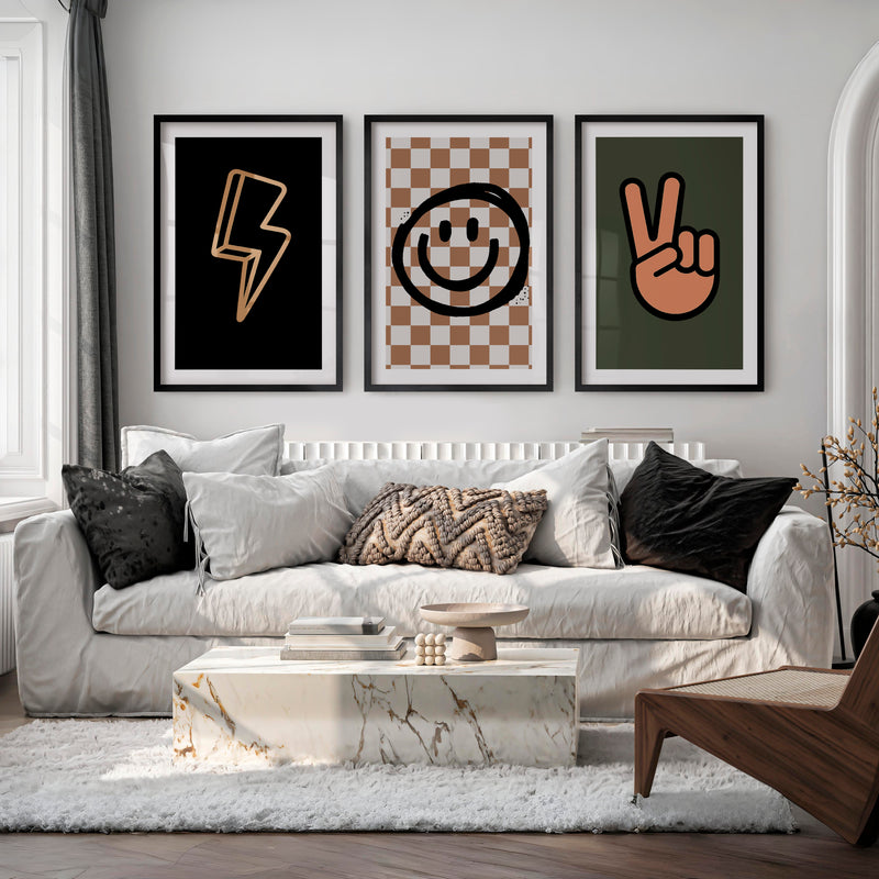 Smiley Peace Retro Room Posters - Black Framed Poster with White Border - Artworksets