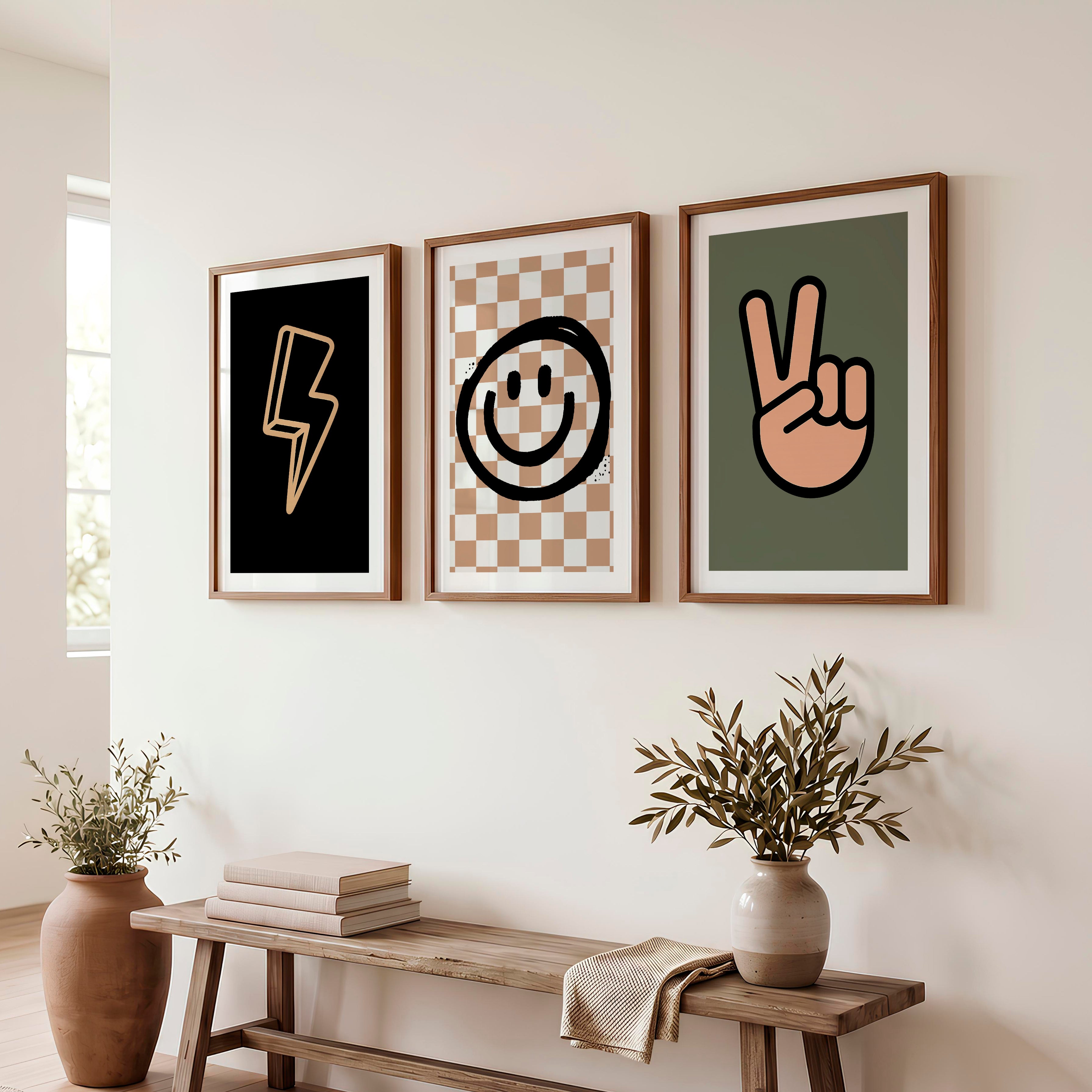 Smiley Peace Retro Room Posters - Dark Brown Framed Poster with White Border - Artworksets