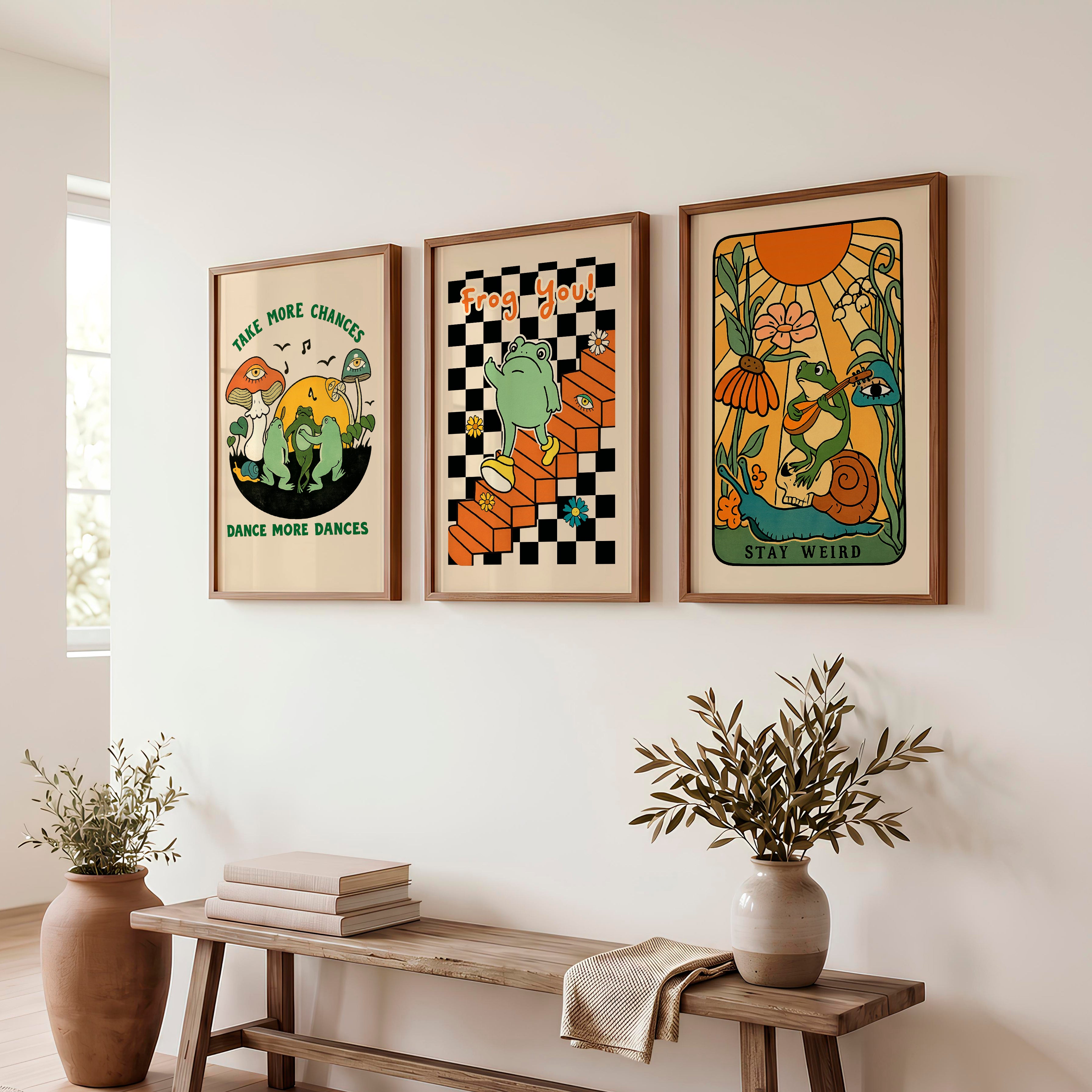 Retro Wall Decor Frog Garden Posters - Dark Brown Framed Poster No Border - Artworksets