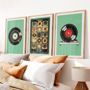 Record Player retro wall decor - Natural Wood Framed Poster No Border - Artworksets