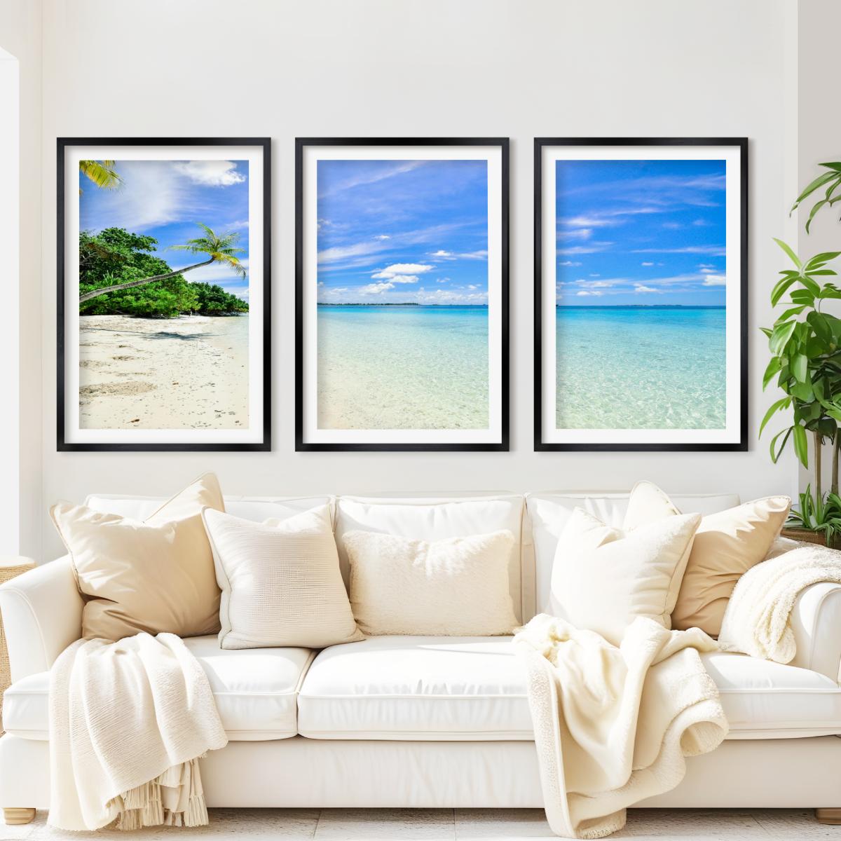 Tropical Coastal Wall Art – Clear Water and Leaning Palm - Black Framed Poster with White Border - Artworksets