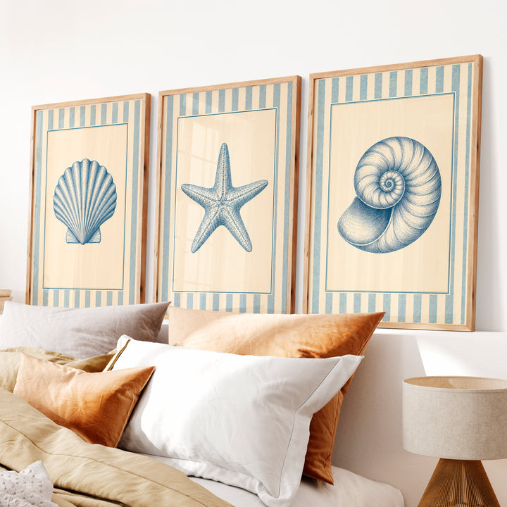 Nautical Scallop Shell Vintage Art Wall Set - Natural Wood Framed Poster No Border - Artworksets