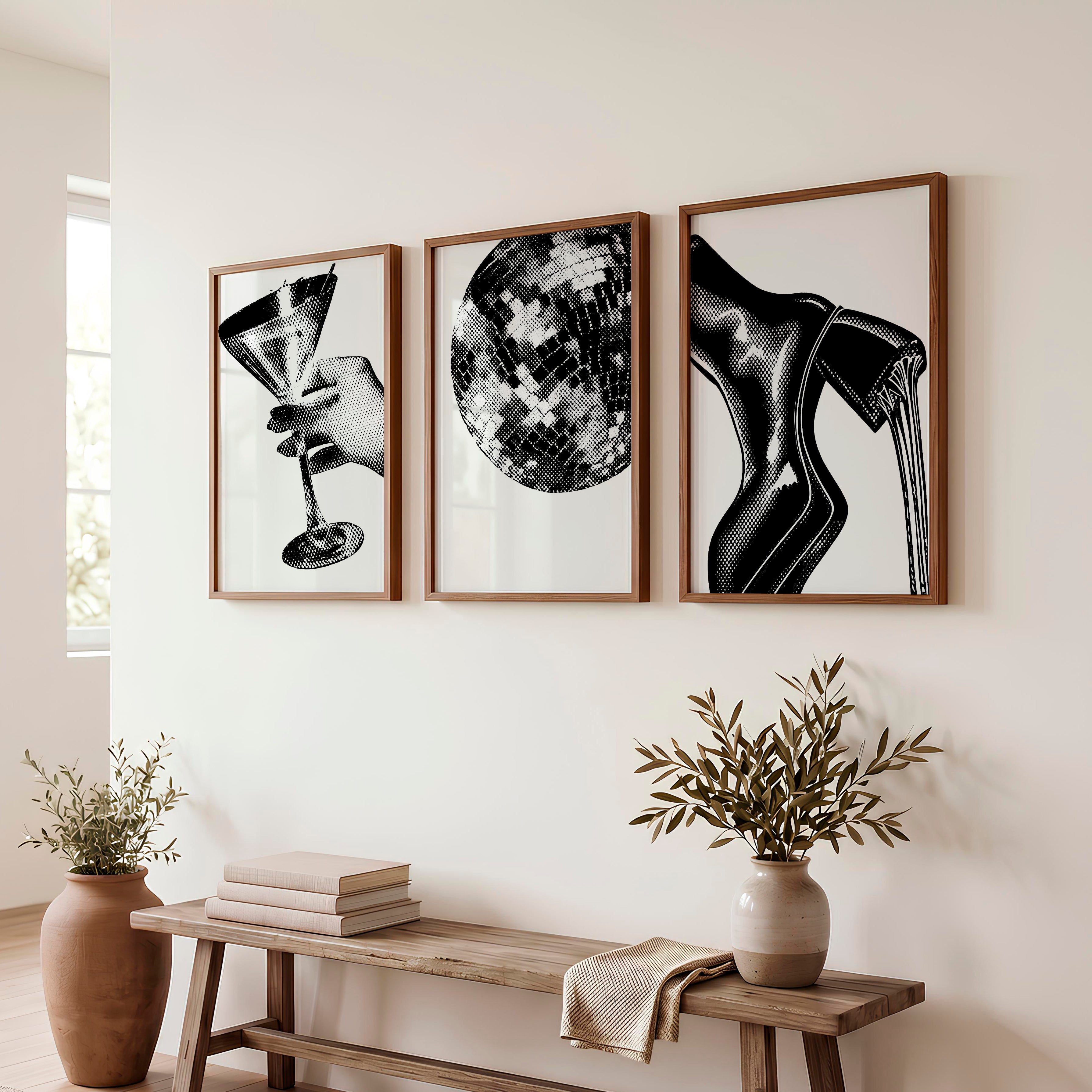Halftone Glamour vintage poster prints - Dark Brown Framed Poster No Border - Artworksets