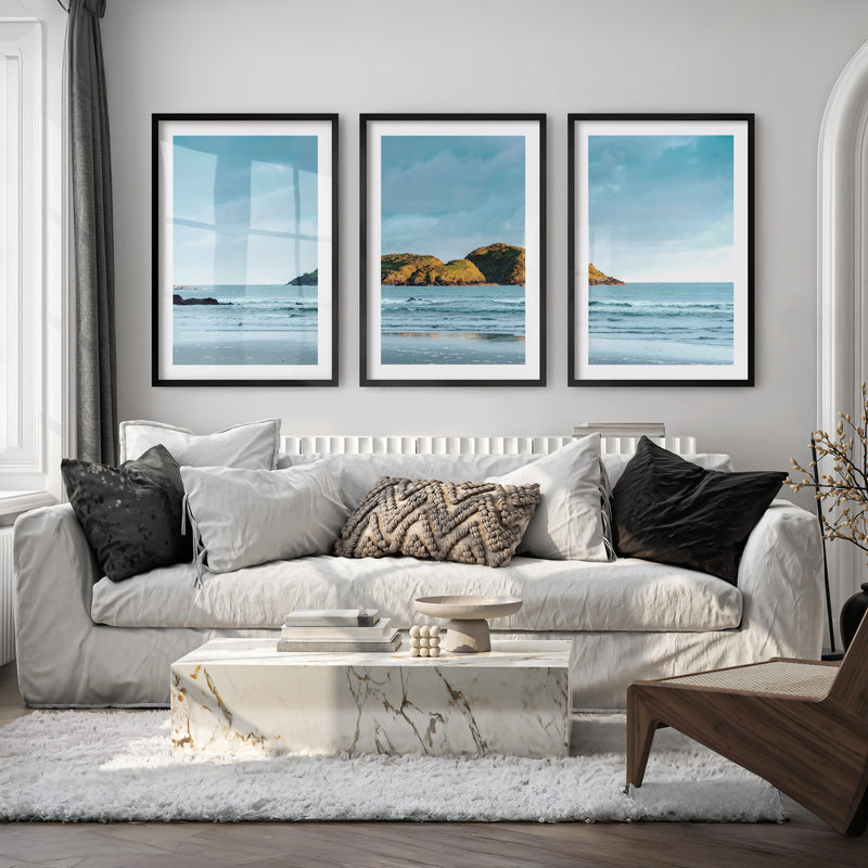 Green Island wall art of the ocean Photography - Black Framed Poster with White Border - Artworksets